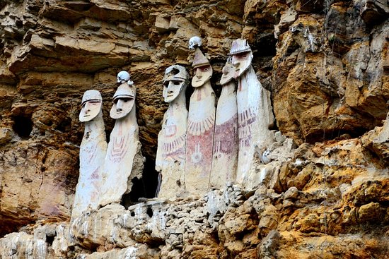 Sarcófagos de Karajía & Caverna de Quiocta - Chachapoyas